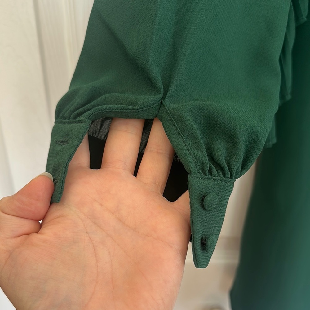 Green Ruffle Dress - Picture 4 of 10